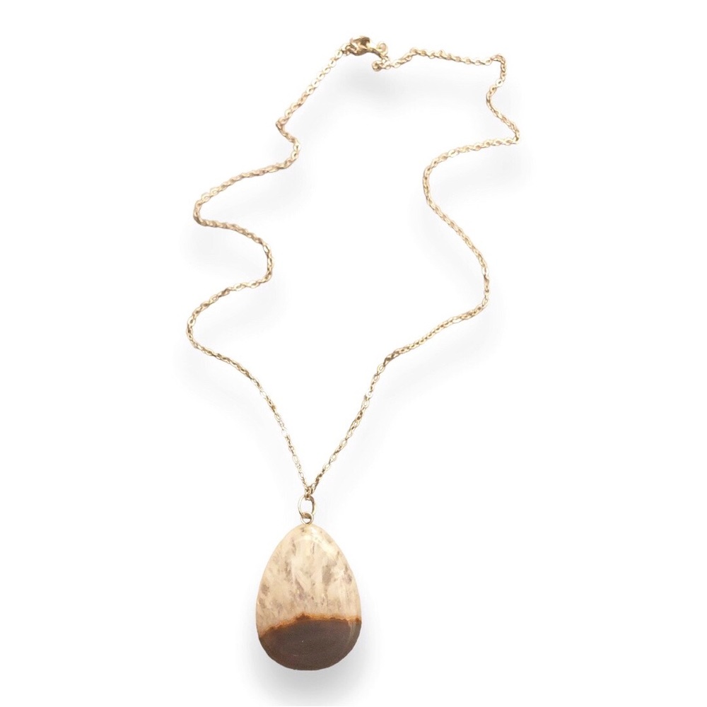 Natural agate pendant
